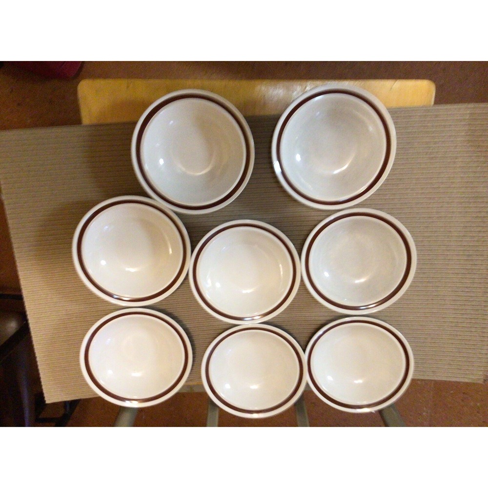 Genuine Stoneware - Japan 8 pieces  brown rim Bowl Set  5.75"